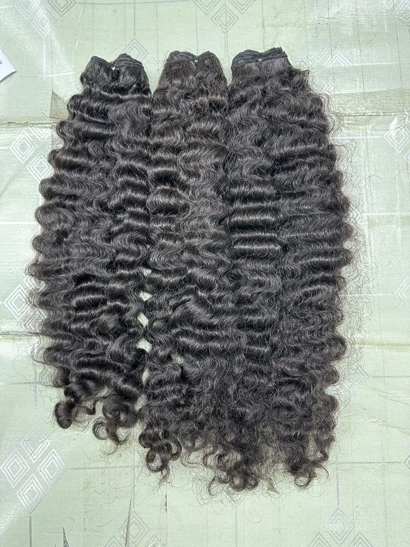 "Reina" 3B/3C Cambonian Curly Weft