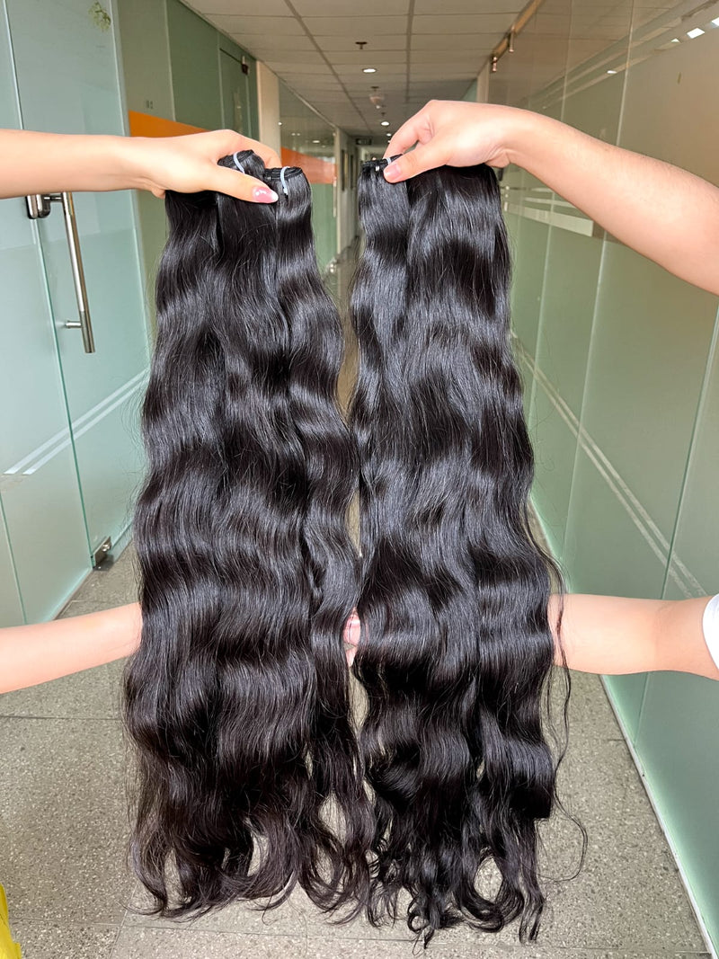"Nayeli" Natural Wave Weft